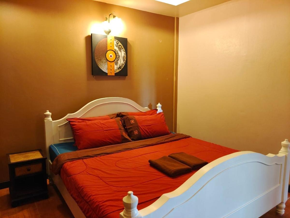 Wualai Boutique By Lanna Oriental Hotell Chiang Mai Exteriör bild