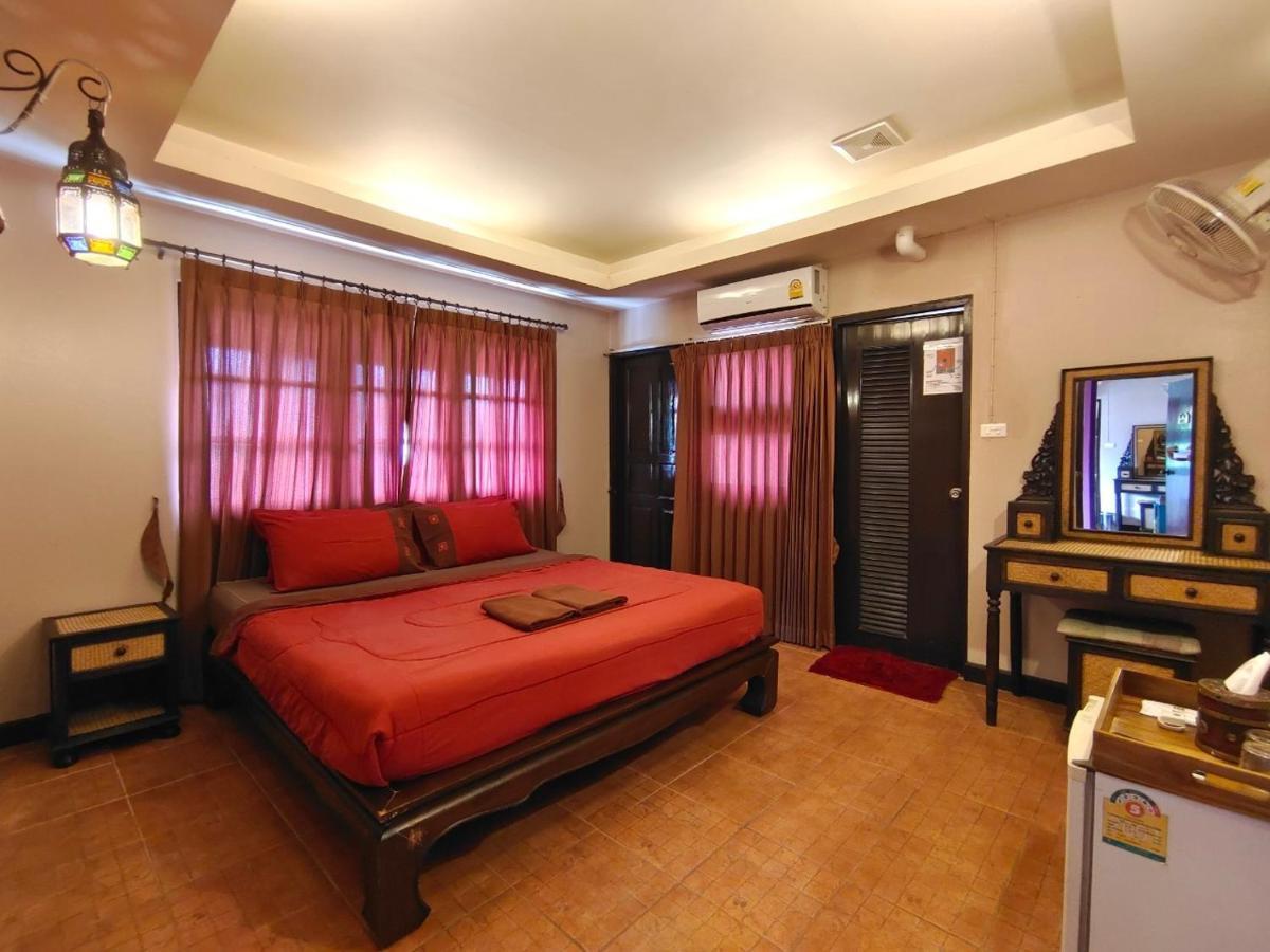 Wualai Boutique By Lanna Oriental Hotell Chiang Mai Exteriör bild